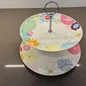 Portmeirion Crazy Daisy Tiered Cake Plate – Hard to Find!